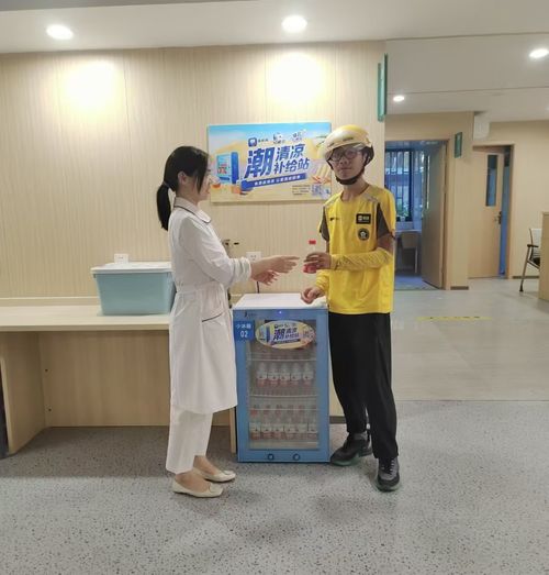 特色藥膳與清涼補(bǔ)給站 基層醫(yī)院助力平安度夏